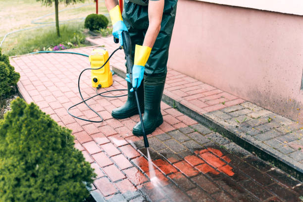 Best Pool Deck Cleaning  in Longboat Key, FL